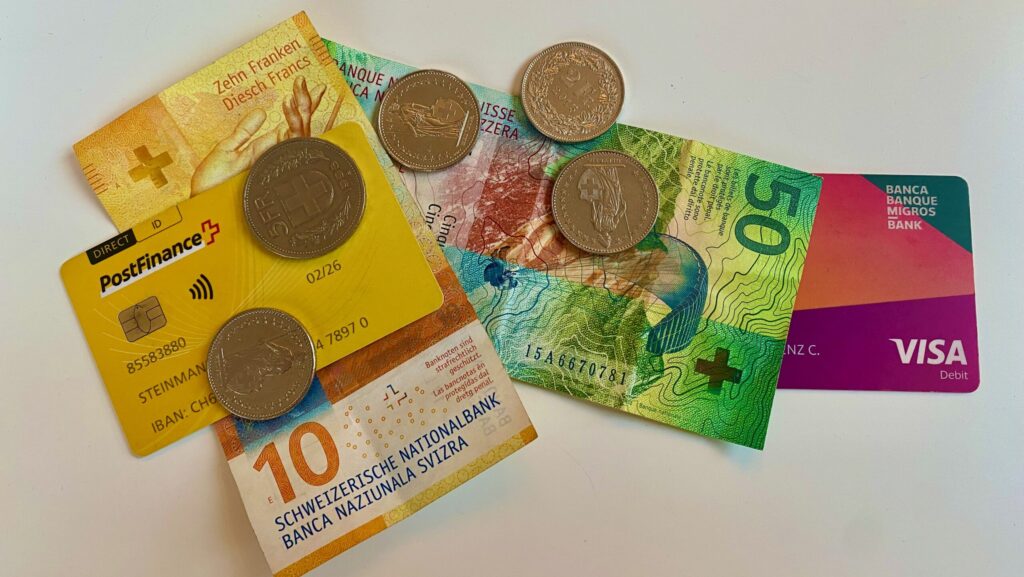 Bargeld als Zahlungsmittel und der umstrittene Tafelsilberverkauf