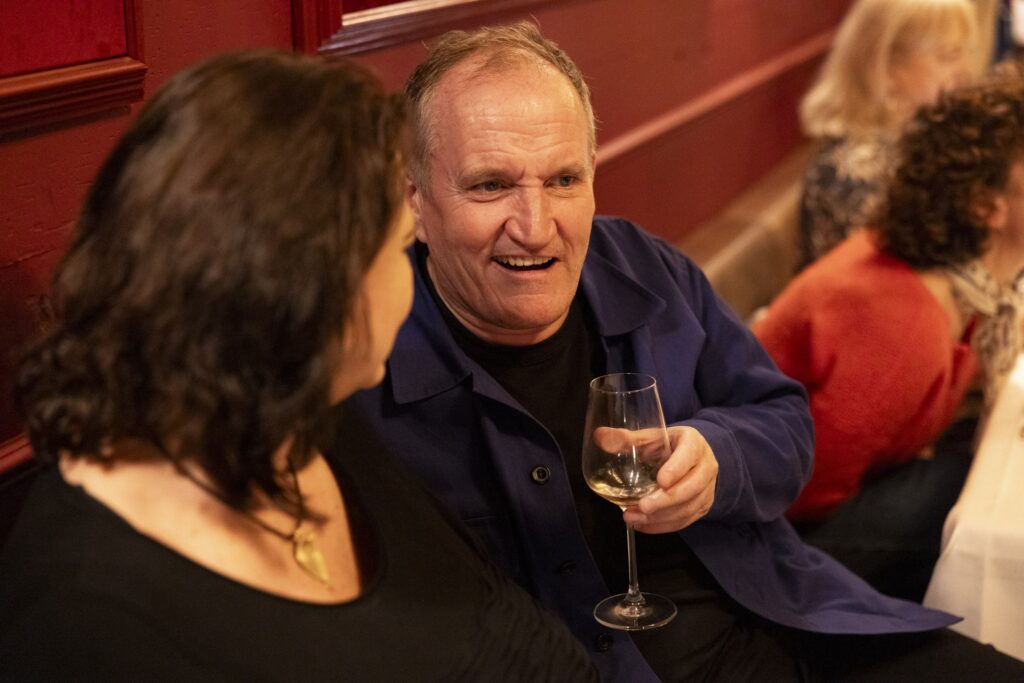 Zu sehen ist der Gastronom Michel Péclard.