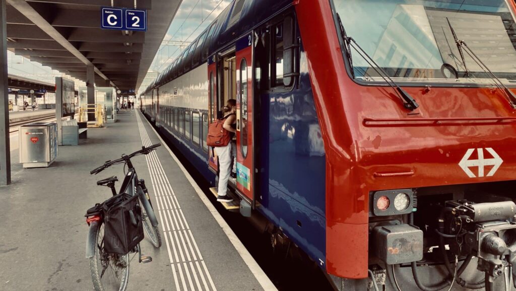 S-Bahn: ZVV lockert Veloverbot in Stosszeiten