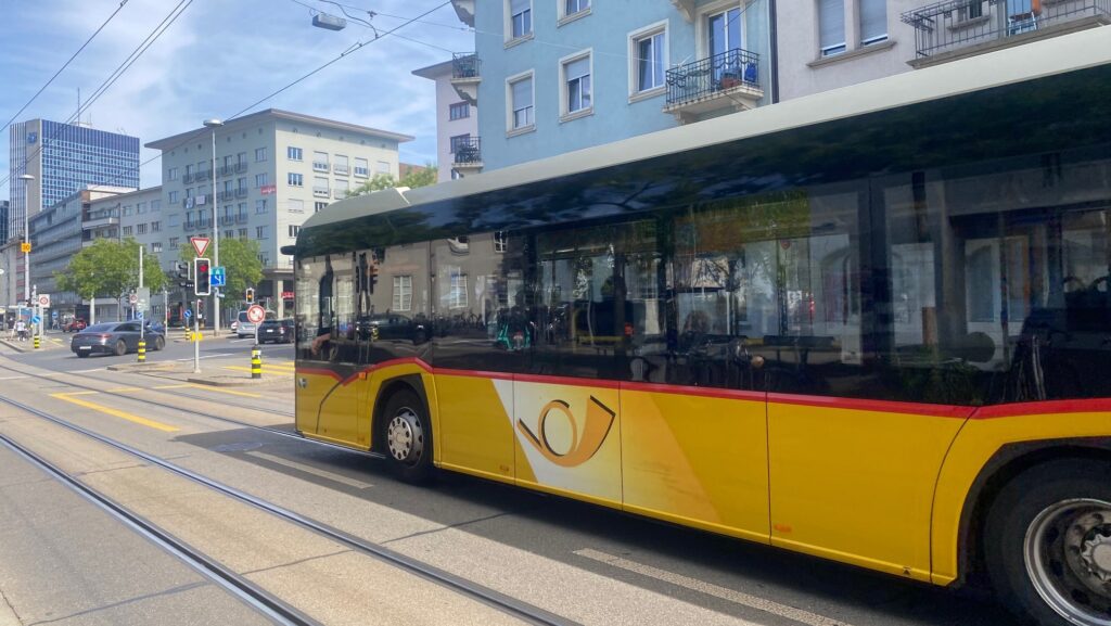 Hupen statt „Dü-Da-Do“: Den Postautos geht der Dreiklang aus